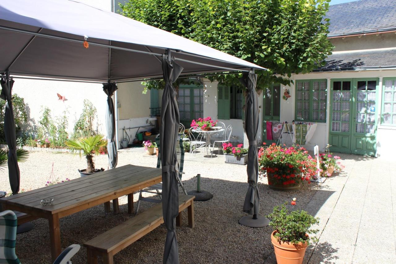 Aparthotel Quelques Fleurs La Roche-Posay Esterno foto